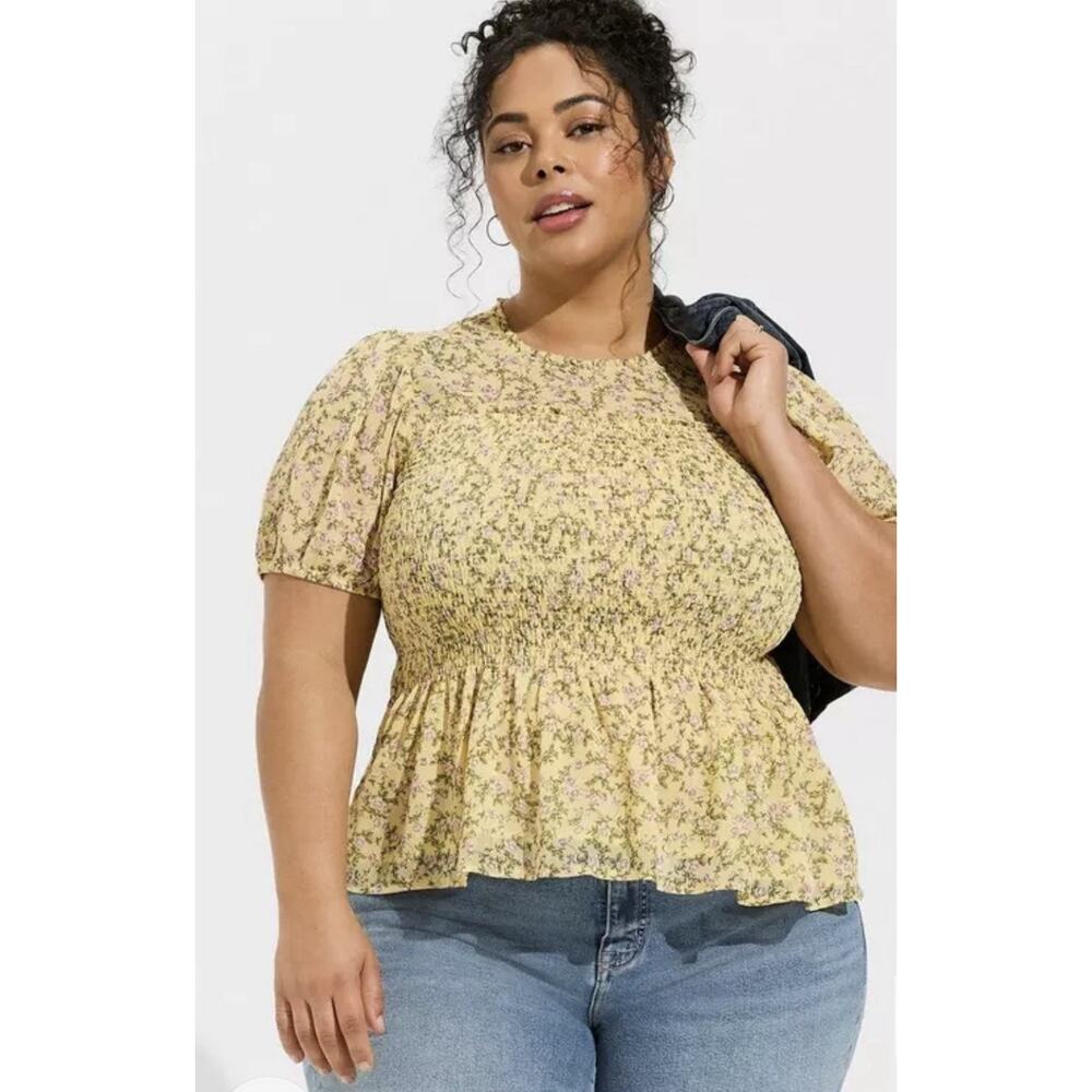 Torrid Yellow Floral Chiffon Smocked Mock Neck Crop Blouse Peplum Top Sz 1X